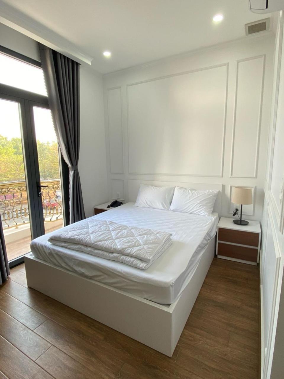 Bao Long Hotel Phú Mỹ Exteriör bild